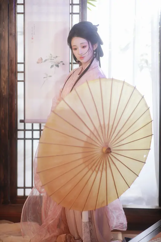[YITUYU艺图语]2025.03.06 彩云归 Jennie 3